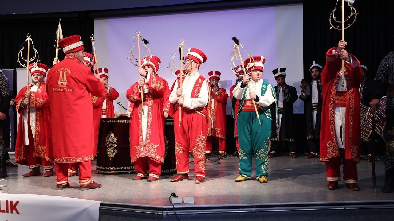 Sekmen: Özel gereksinimli bireyler başımızın tacıdır