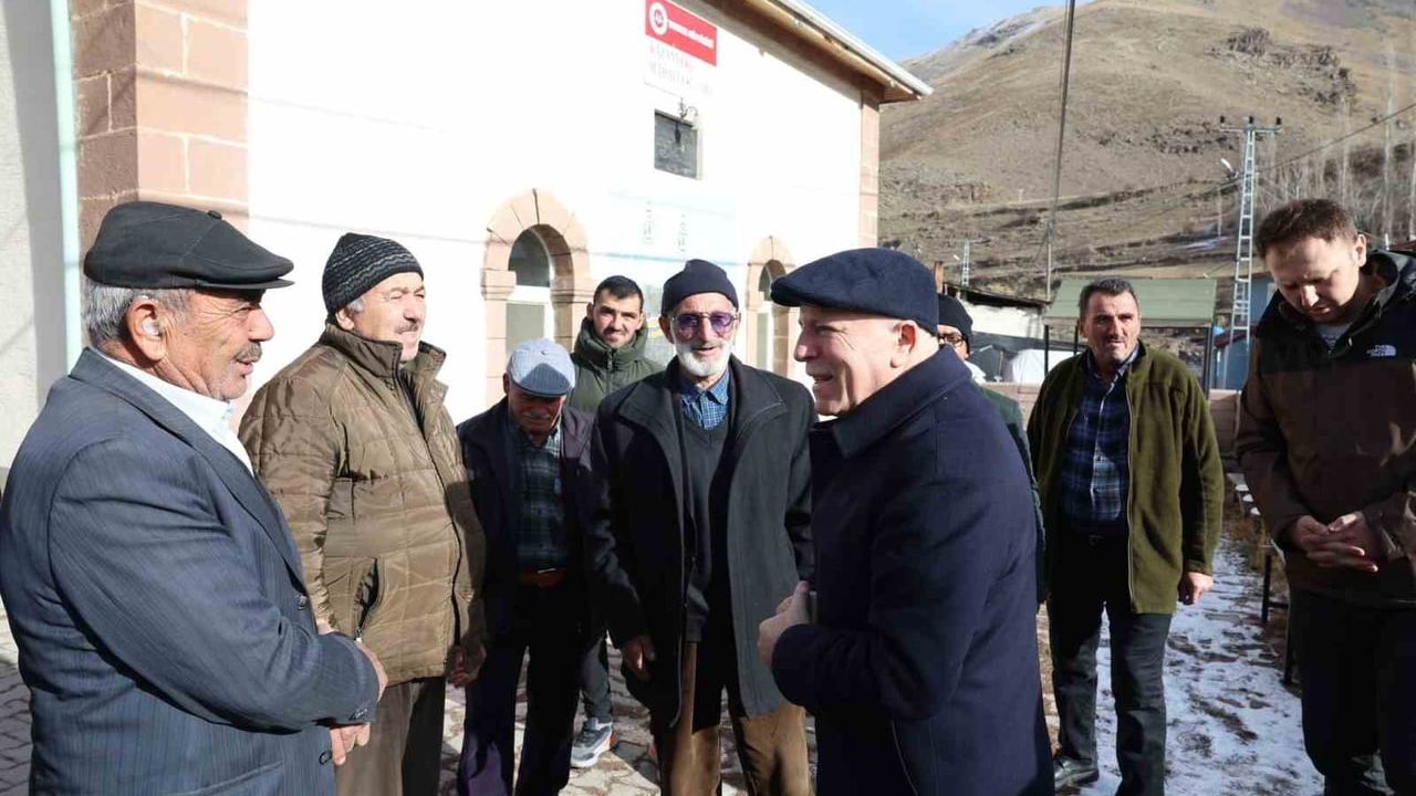 Sekmen, Tortum ve Uzundere'de incelemelerde: "Yerli üretimi güçlendireceğiz"