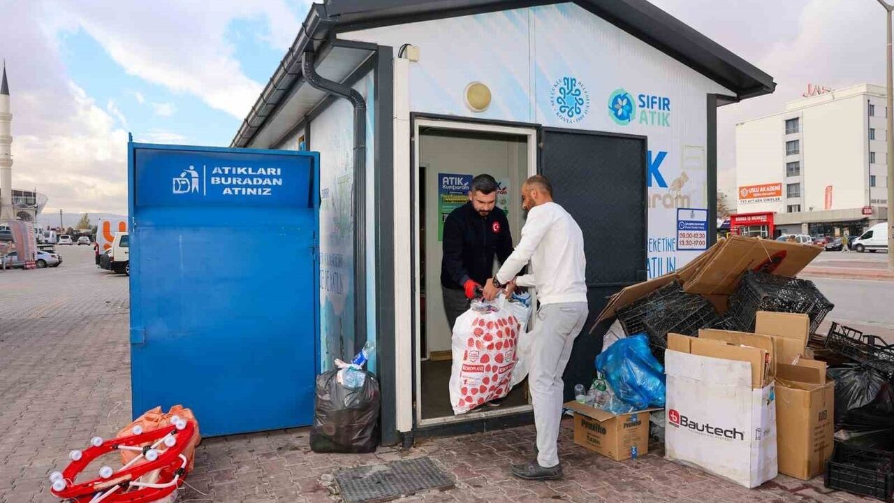 Selçuklu'da Atık Kumbaram Projesi sürüyor