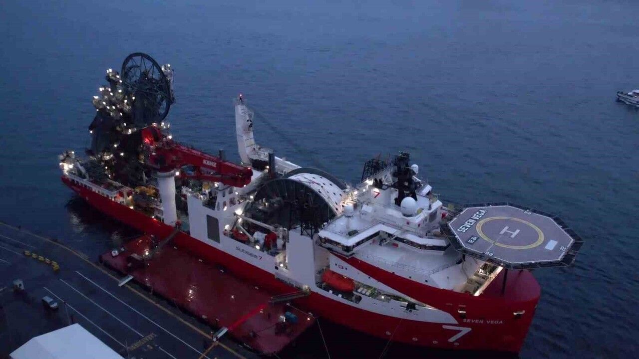 Seven Vega, Sakarya Faz 2 için Fatih Sarayburnu’na demirledi