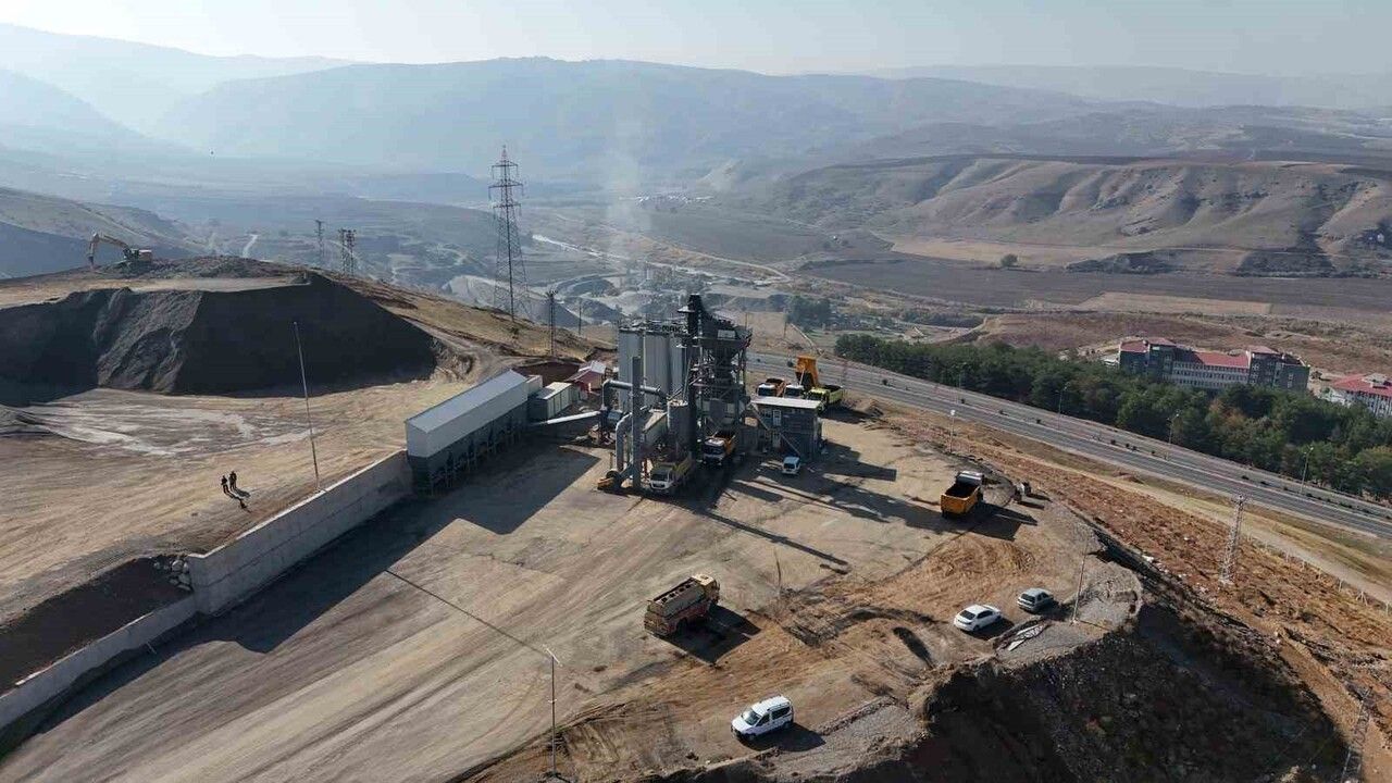 Siirt'te 559 milyon liralık asfalt tesisinin 330 milyonu amorti edildi