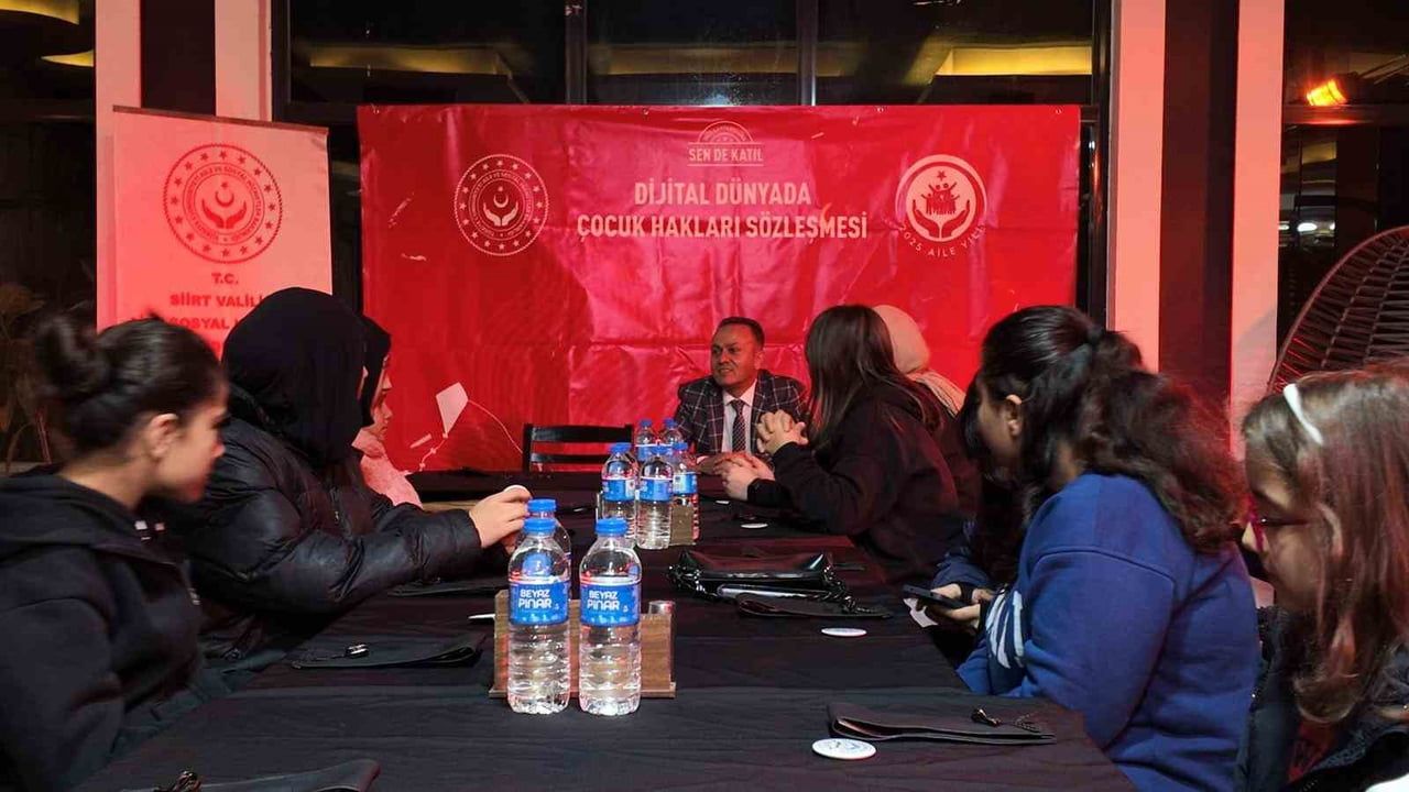 Siirt'te Çocuk Hakları Komitesi Üyeleri Kaynaşma Etkinliğinde Buluştu