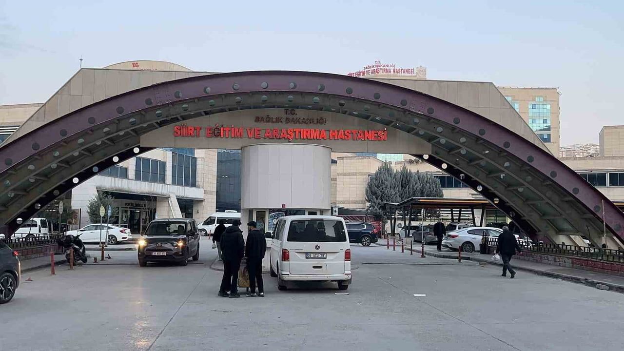 Siirt’te laboratuvar iddiası: 30 gözaltı, 8'i sağlık çalışanı