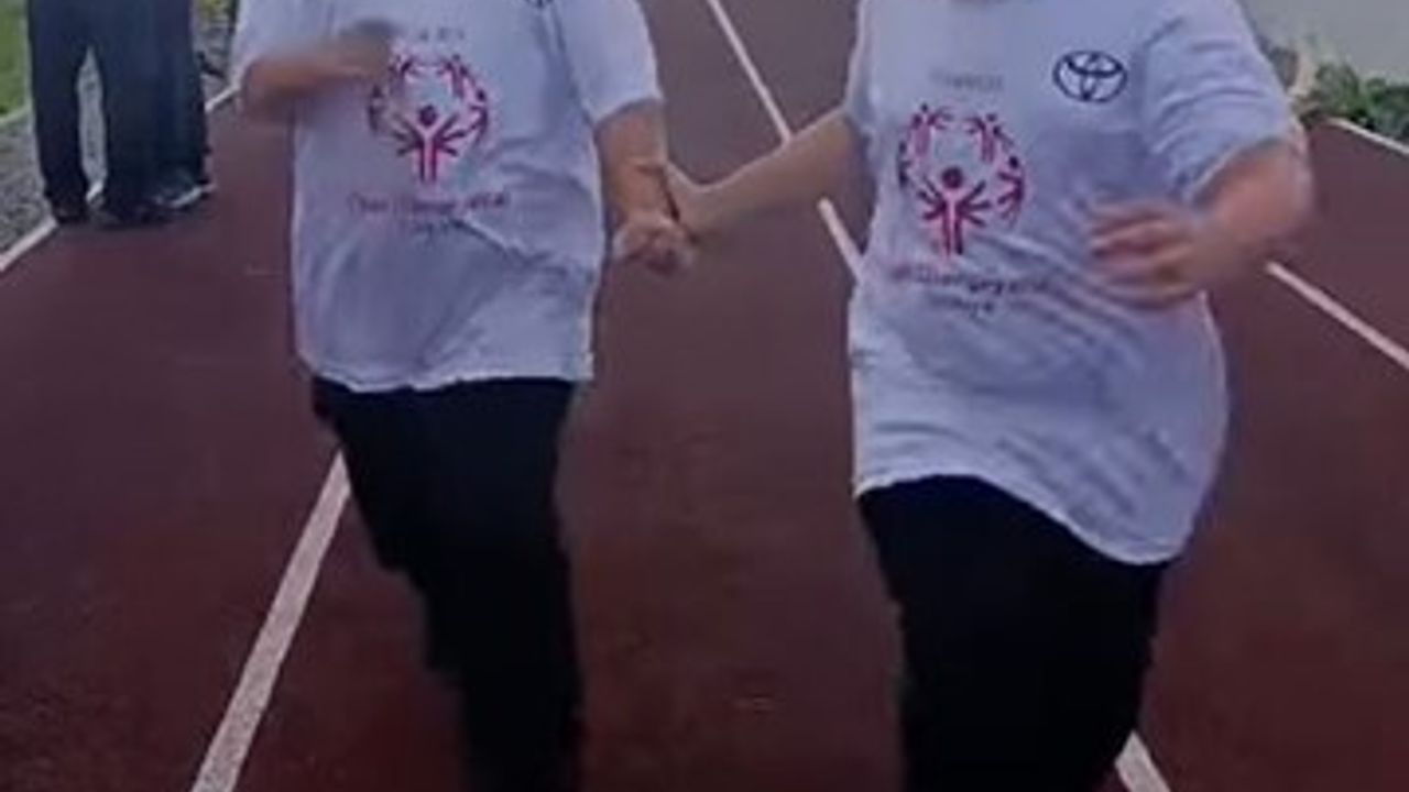 Silivri'de örnek dayanışma: Murat Ali Buğa arkadaşını bekledi