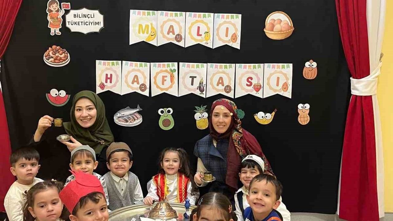 Sincan kreşlerinde Tutum, Yatırım ve Türk Malları Haftası coşkusu