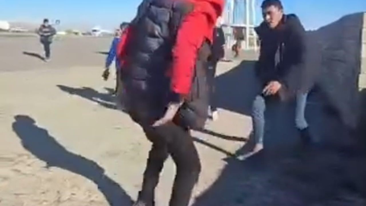 Şırnak İdil Okçu köyünde akran zorbalığı görüntüleri