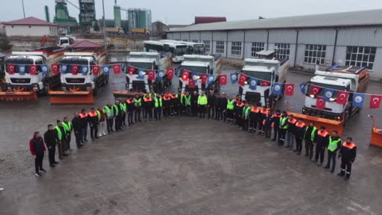 Sivas Belediyesi kışa tam kadro hazır