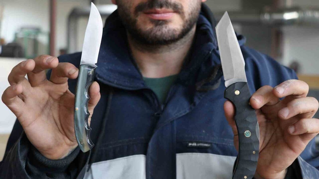 Sivas'ta el yapımı bıçak ustası Emre Göçeri: 'Kızımın yüzünü unuttum'