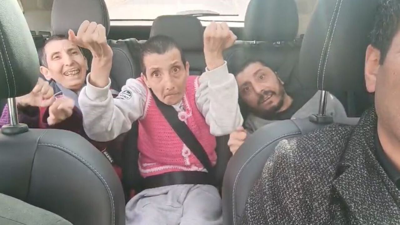 Sivas'ta üç kardeşin Togg hayali gerçek oldu