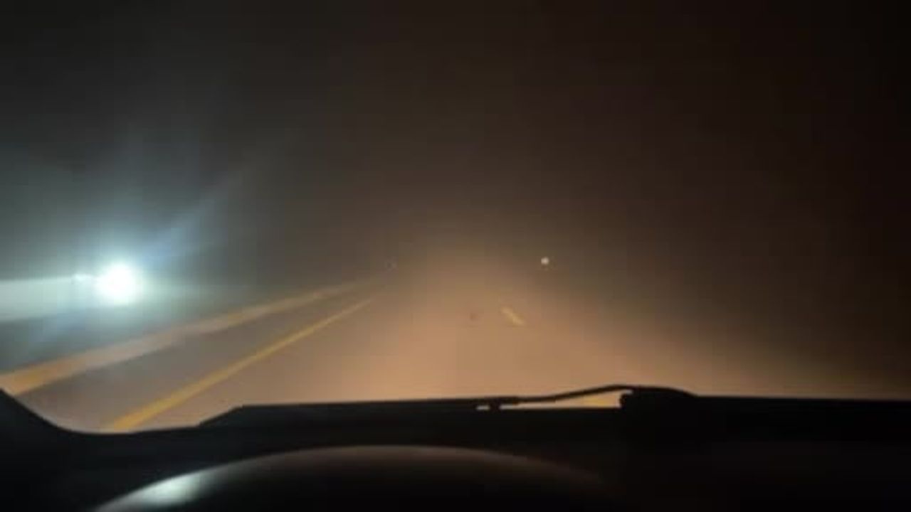 Sivas'ta yoğun sis Nuri Demirağ Havalimanı'nda uçuşları aksattı