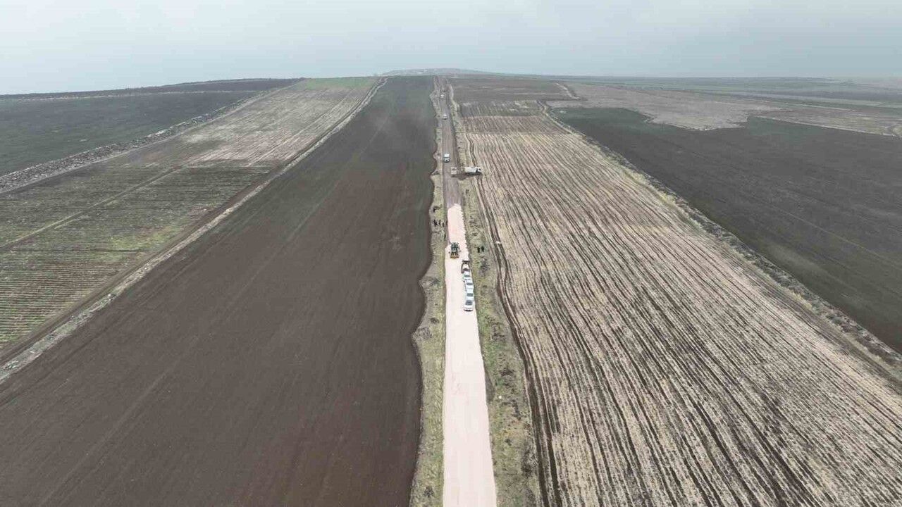 Siverek kırsalında 3 kilometrelik yol modernizasyonu