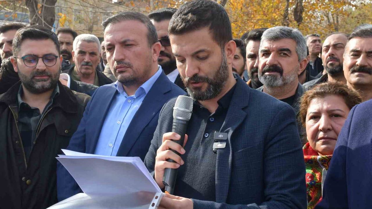 Siverek'te çevre yolu protestosu: "Bu yol kaldırılsın"