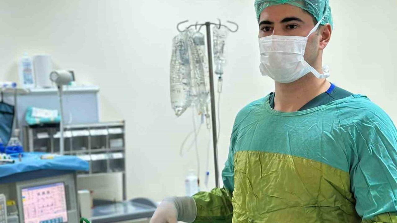 Soma Devlet Hastanesi'nde kadın sağlığında bir ilk: Laparoskopik Sakrokolpopeksi