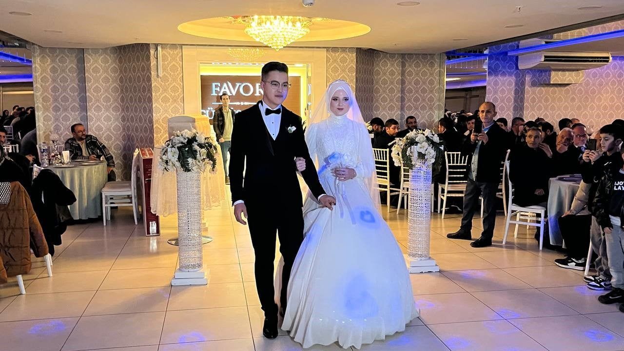 Sosyal medyanın dayanışmasıyla Bursa’da düğün: Kutkeldi Eleman Uulu yalnız kalmadı