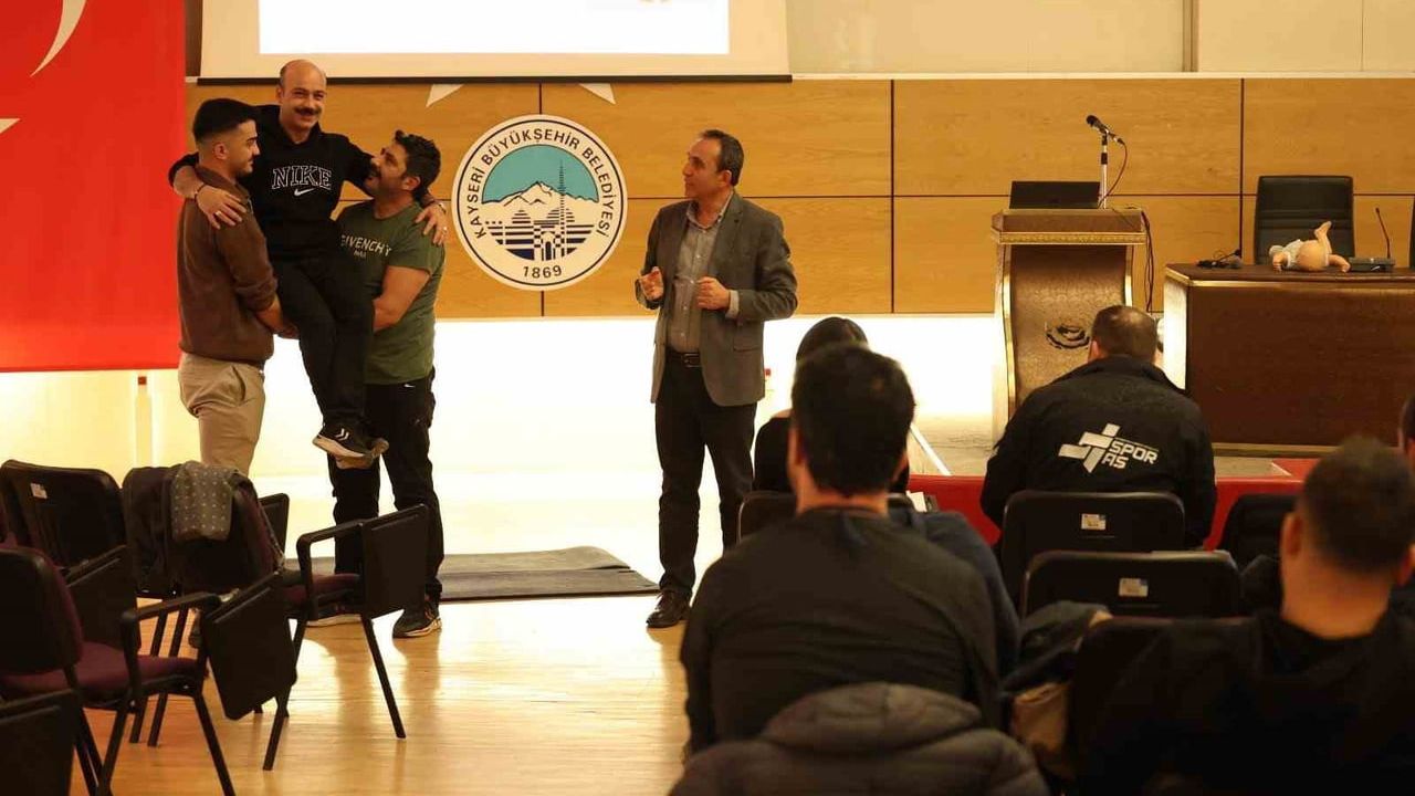 Spor A.Ş. personeline uygulamalı ilk yardım eğitimi