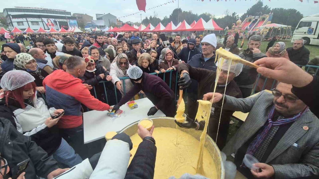 Süleymanpaşa’da 1 ton mıhlama kısa sürede tükendi