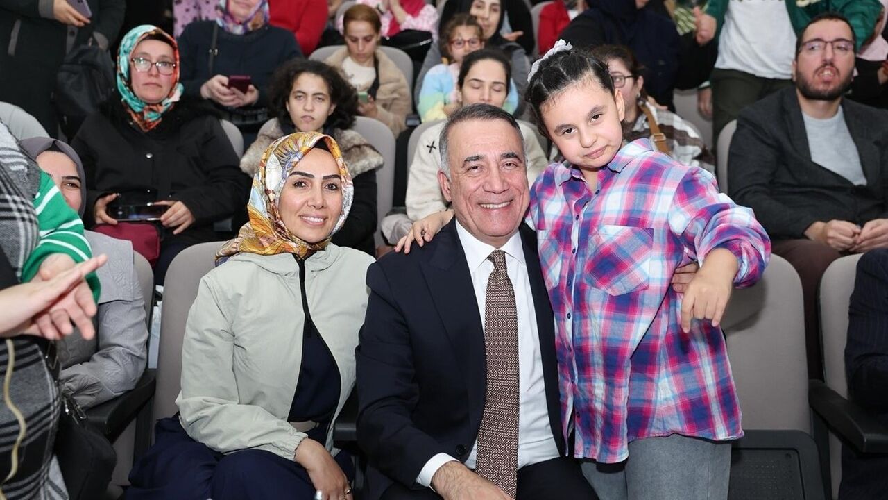 Sultangazi Belediyesi 3 Aralık Dünya Engelliler Günü programı düzenledi