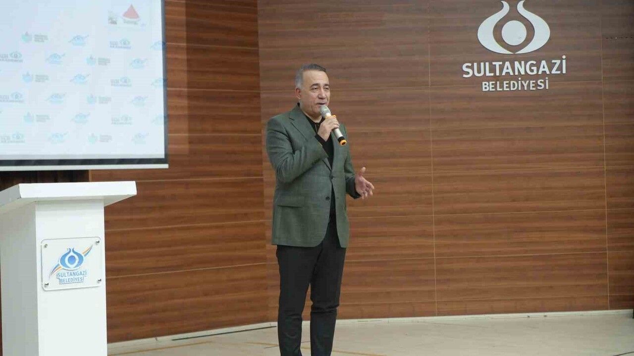 Sultangazi Yazı Akademisi 7. yılı kutlandı — Genç yazarlara sertifika