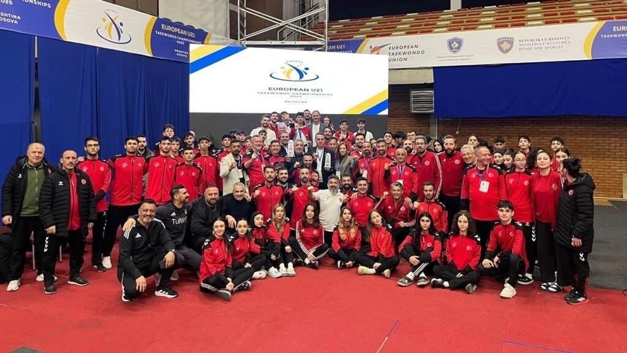 Taekwondo Ümit Milli Takımı Kosova’da Avrupa Şampiyonu oldu