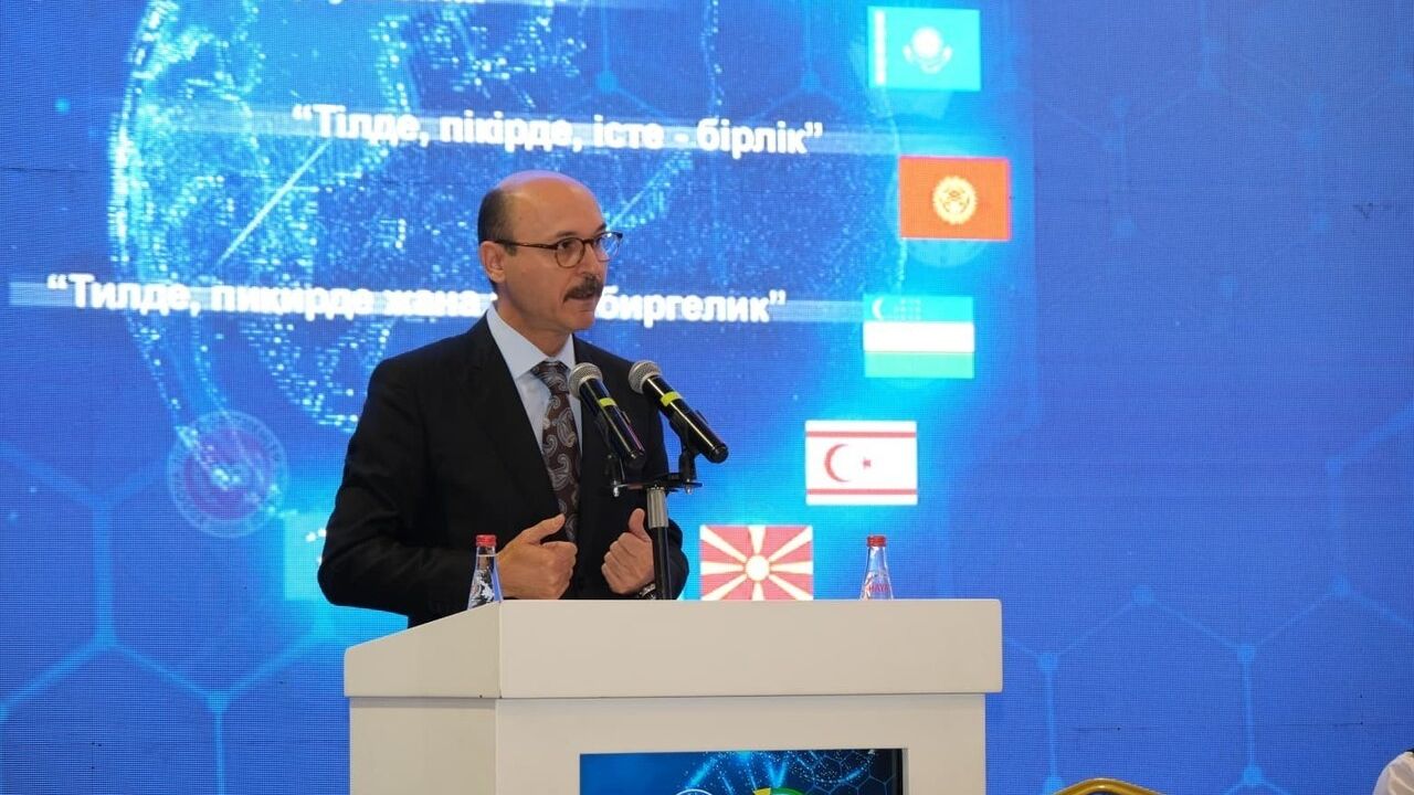 Talip Geylan: Eğitim Ortamı Saygı, Edep ve Merhametin Yeşerdiği Mekan Olmalı