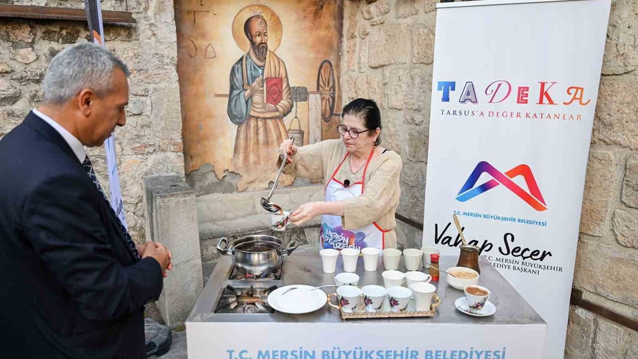 Tarsus’un fındık lahmacunu ve kaynar içeceği kayıt altına alındı
