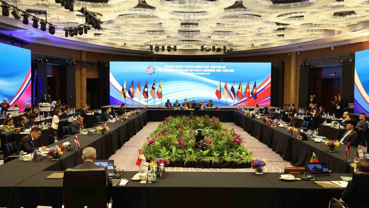 Tayland’dan Kamboçya’ya ateşkes için üç şart: İlk ilan, sürdürülebilirlik ve mayın temizliği