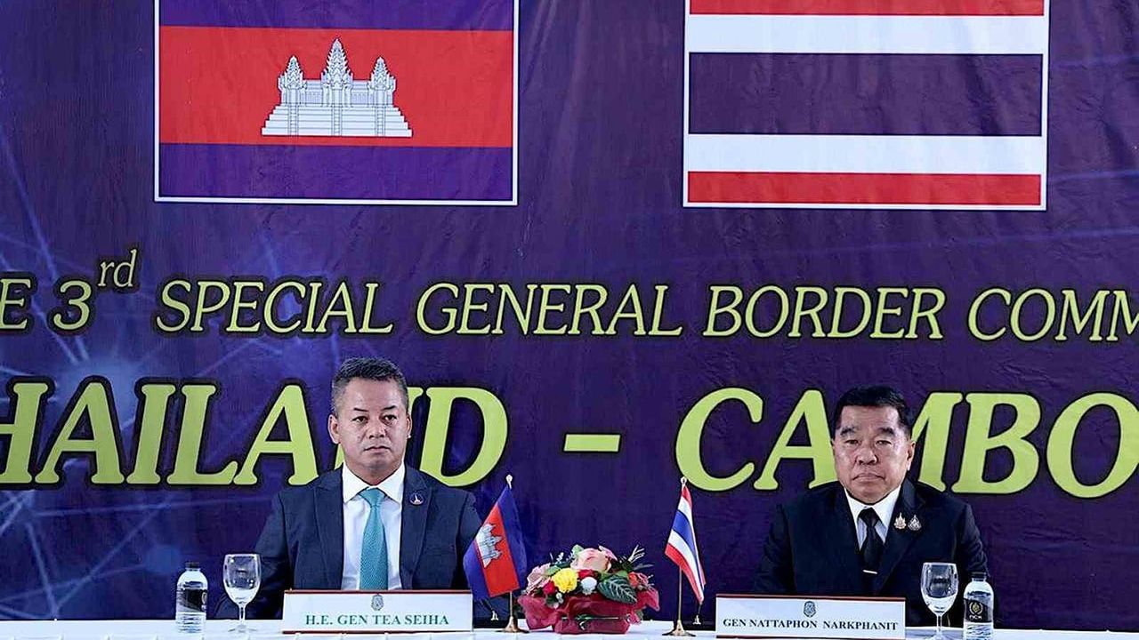 Tayland ve Kamboçya 72 saatlik şartlı ateşkeste anlaştı