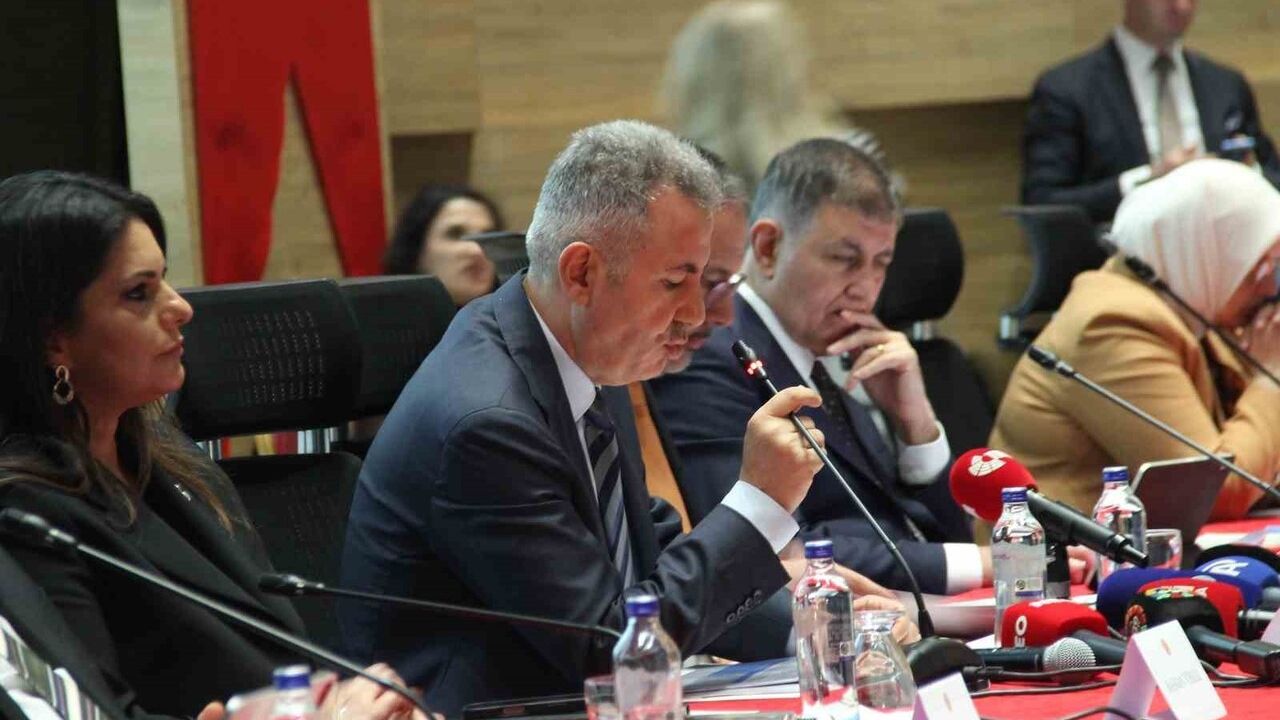 TBMM Engelli Bireylerin Sorunlarını Araştırma Komisyonu Ege Bölge İstişare Toplantısı İzmir'de