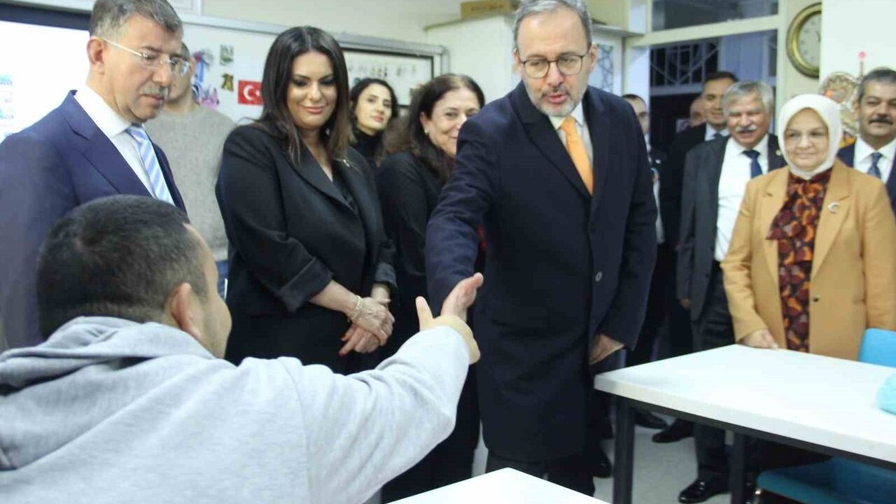 TBMM Engelli Komisyonu Ege Toplantısı için İzmir'de