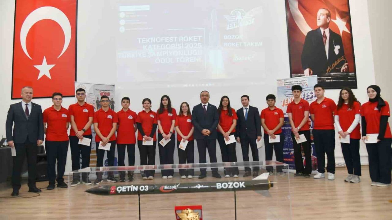 TEKNOFEST 2025: Tekirdağlı Bozok Roket Takımı Türkiye Şampiyonu