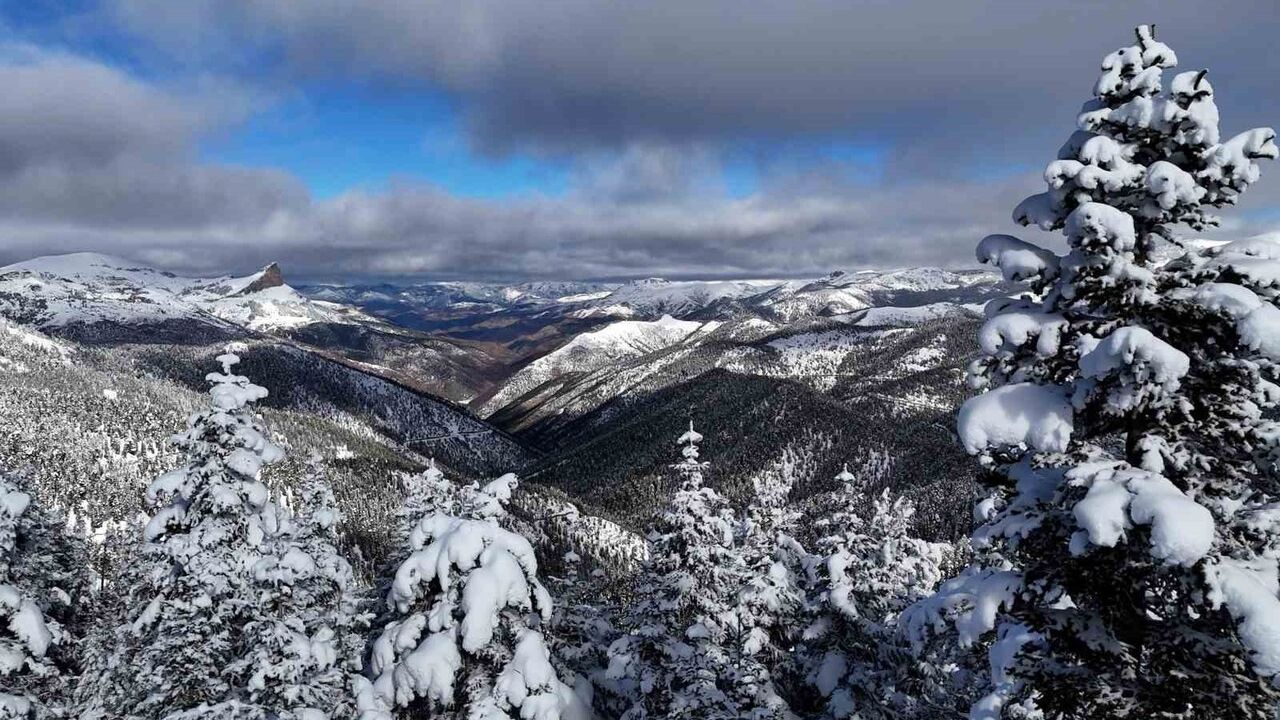 Tersun Dağı’nda kar sonrası kartpostallık manzaralar