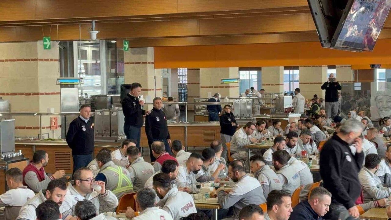 TOFAŞ’ta çalışanlar yemekhane eylemi başlattı