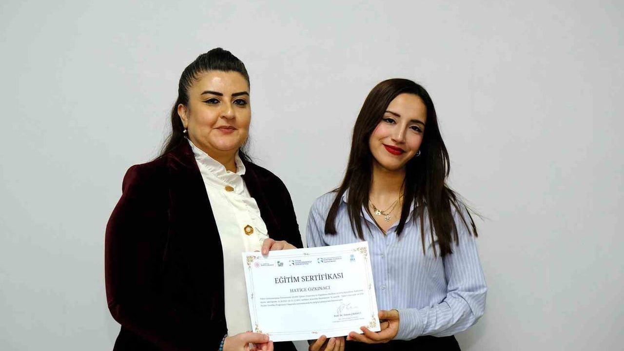 Tokat'ta Kadınlara Yönelik Siber Güvenlik ve Etik Hacker Eğitimi Tamamlandı