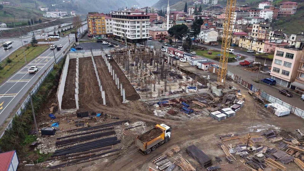 Trabzon Çağlayan Kentsel Dönüşümünde İnşaatlar Yükseliyor