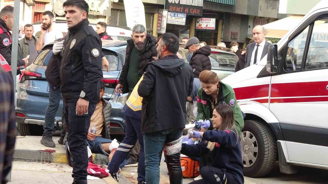 Trabzon İskenderpaşa'da bıçaklı kavga: 8 yaralı, 1'i ağır