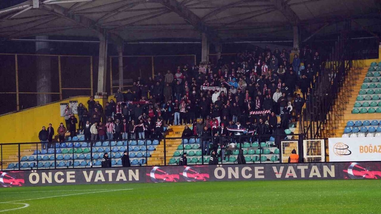 Trendyol 1. Lig: İstanbulspor 2 - Özbelsan Sivasspor 1