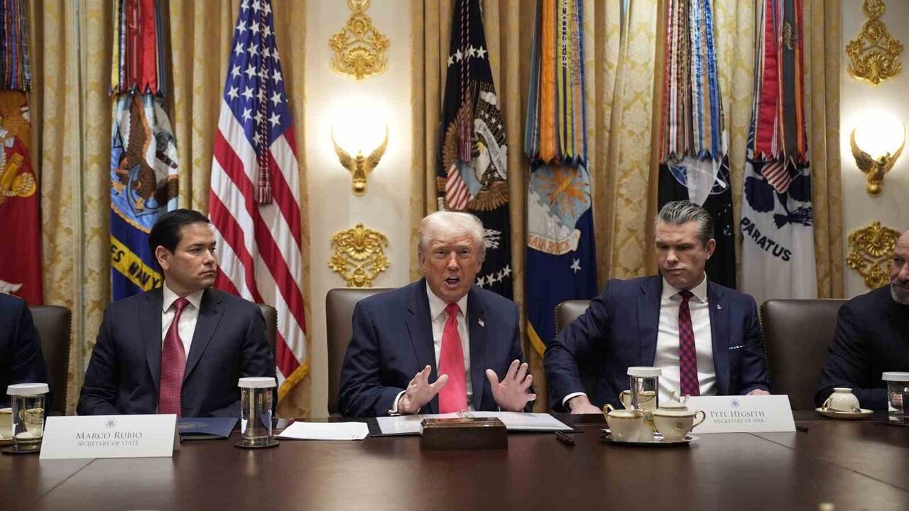 Trump: 'Kim olursa ülkemize uyuşturucu satan herkes saldırıya uğrayabilir'