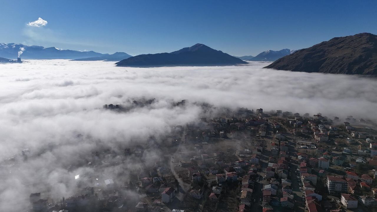 Tufanbeyli'de Kartpostallık Sis Manzaraları