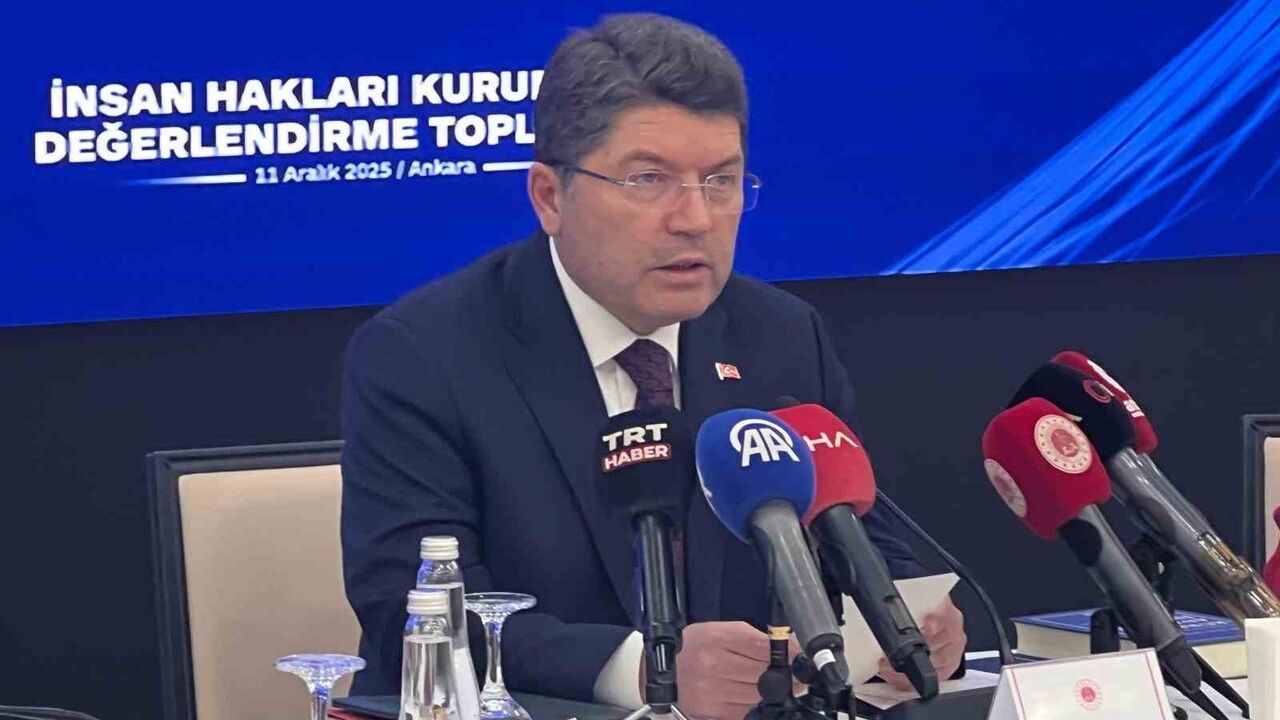 Tunç: "Hedefimiz anayasa borcumuzu milletimize ödemektir"