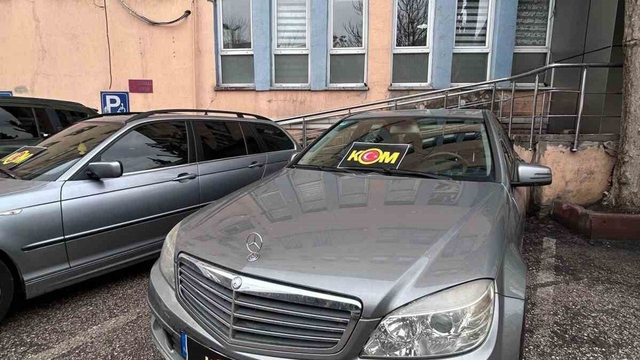 Tunceli’de gümrük ihlali operasyonunda 7 yabancı menşeli araç ele geçirildi