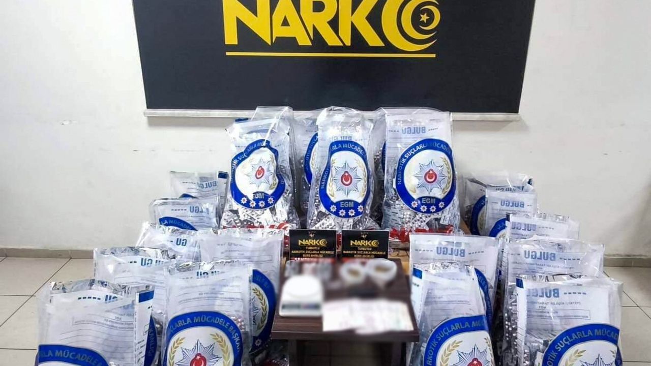 Turgutlu’da 83 bin 350 sentetik ecza ele geçirildi