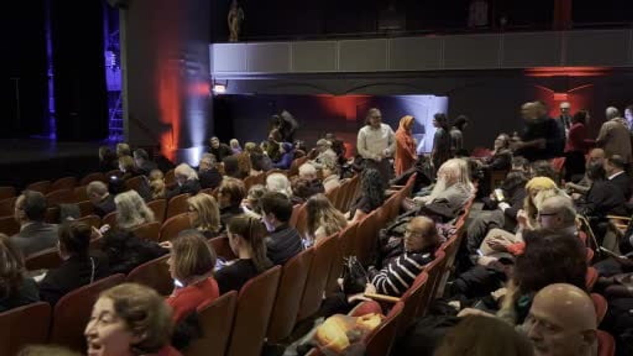 Türk Hava Yolları New York'ta Şeb-i Arus'u 'Aşkın Yürüyüşü' ile Anlattı