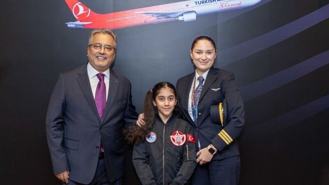 TUSAŞ şehidinin kızı Ece Naz kanseri yendi, THY’de pilot koltuğuna oturdu