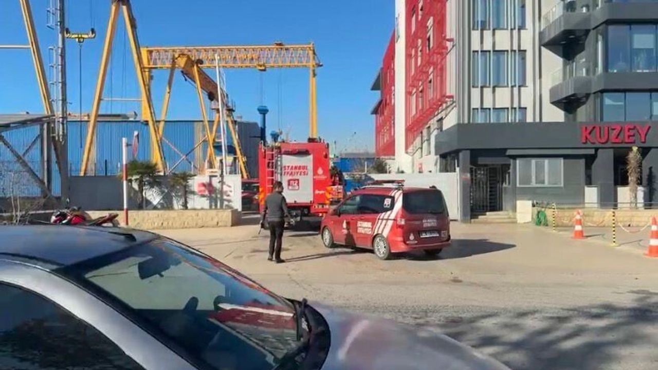 Tuzla Tersanesi'nde Panama bandıralı 'Zein 1' gemisinde yangın