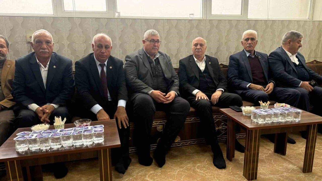 TZOB Genel Başkanı Şemsi Bayraktar Kahta’da taziye ziyaretinde