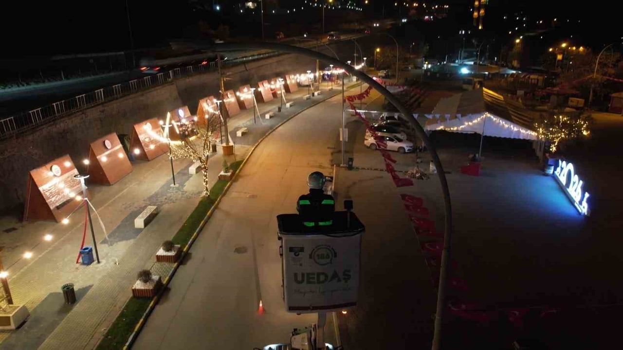 UEDAŞ, yeni yılda 677 kişilik ekiple kesintisiz enerji mesaisinde