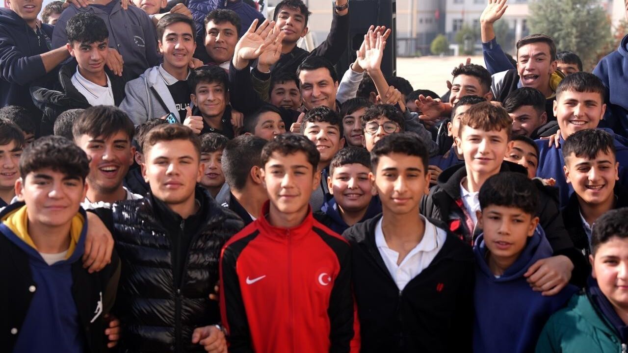 Umut Yılmaz'tan Gençlik Buluşmaları: Şehitkamil'de Eğitim ve Destek