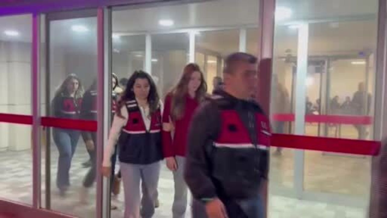 Ünlüler uyuşturucu soruşturmasında sağlık kontrolünden geçirildi