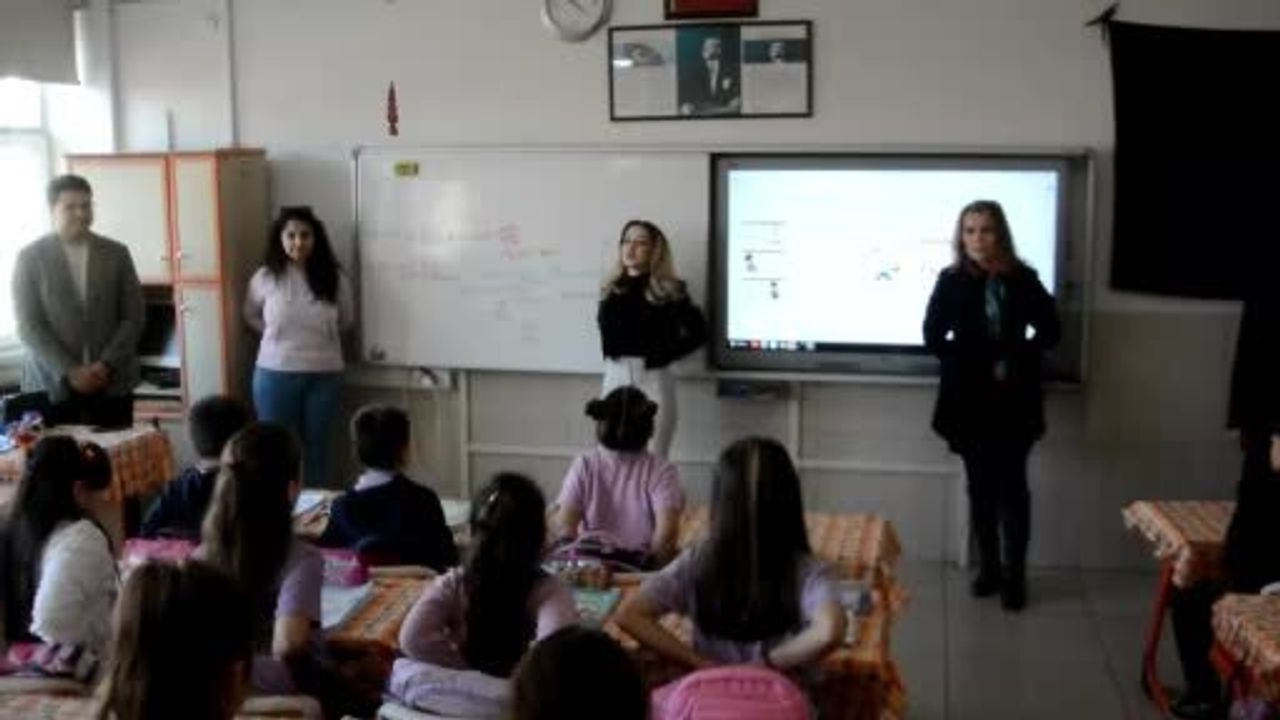 Ünye'de ilköğretim öğrencileri 'Sağlık Elçisi' eğitimleri aldı