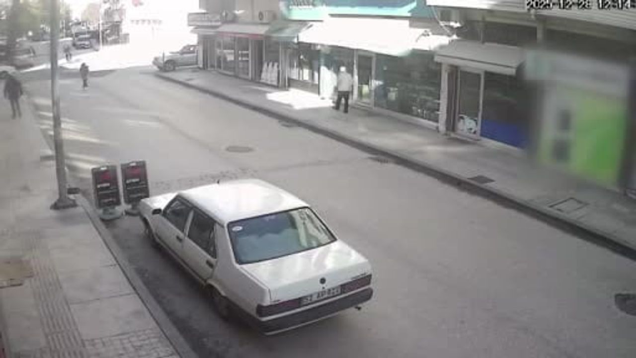 Ünye'de iş yerine uzun namlulu silahla saldırı — güvenlik kamerası kayıtta